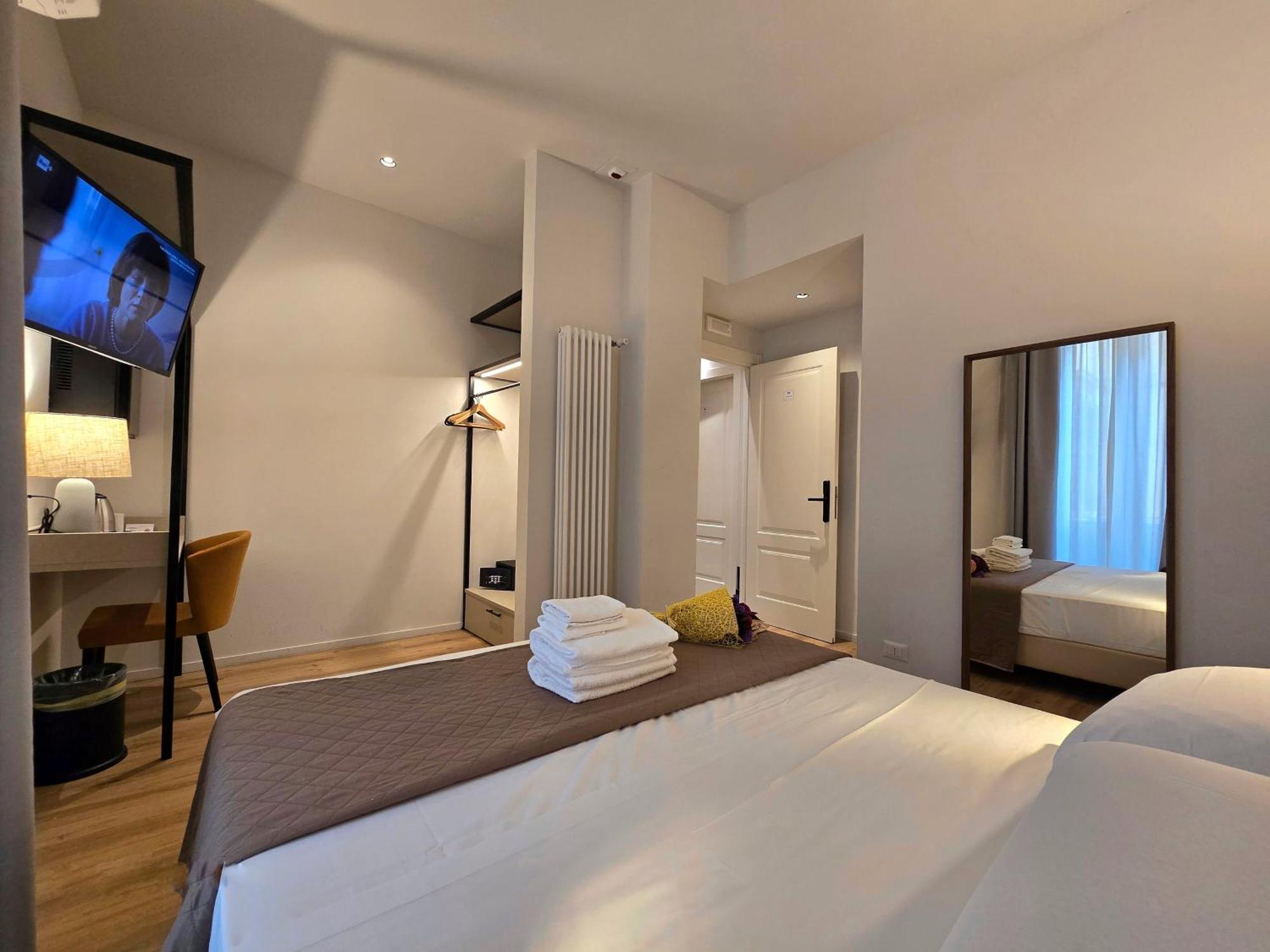 Hotel Porta Pia Rome Exterior photo